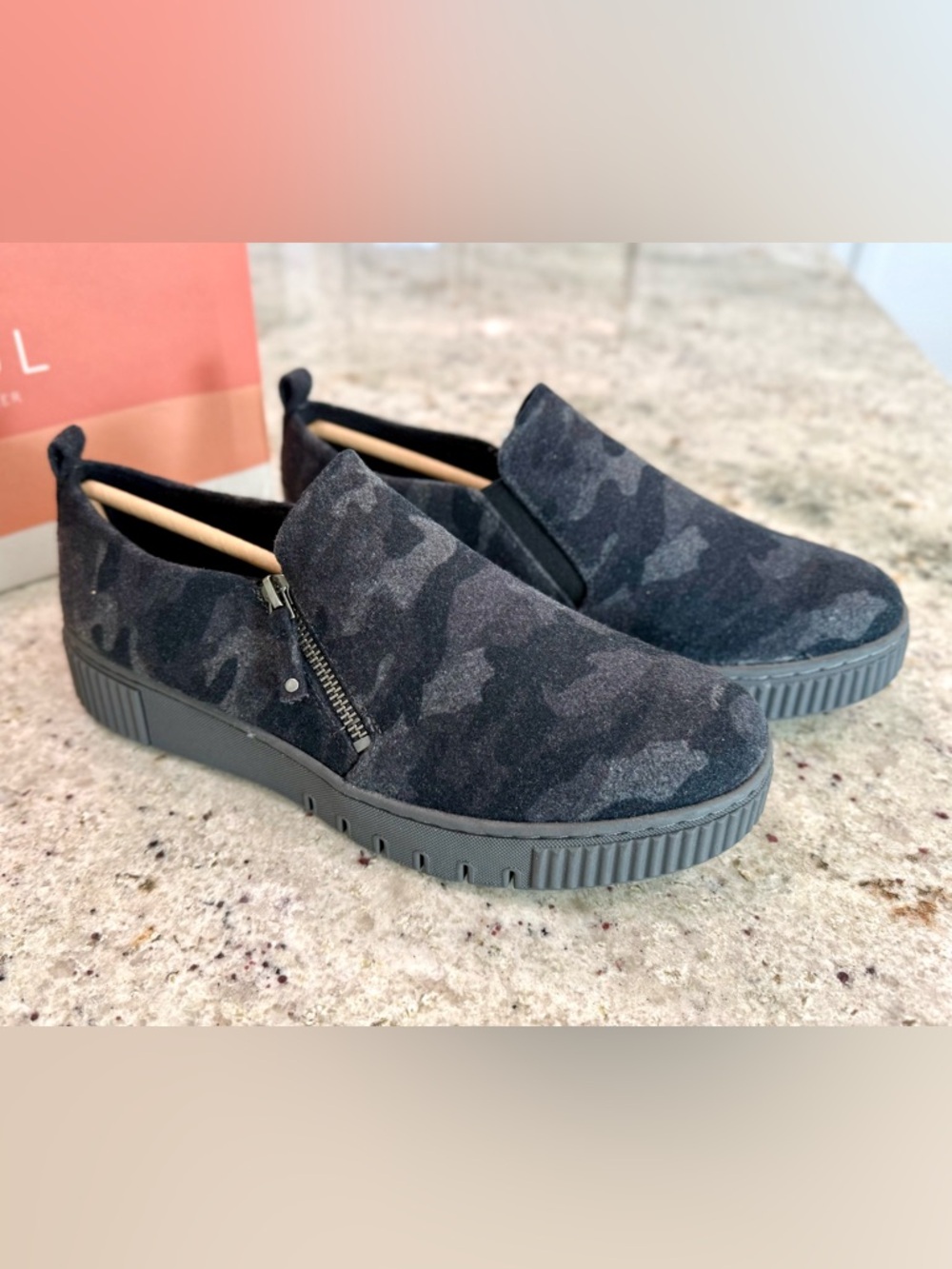 SOUL Naturalizer Women's Grey Camo Slip-On Sneakers "NEW"